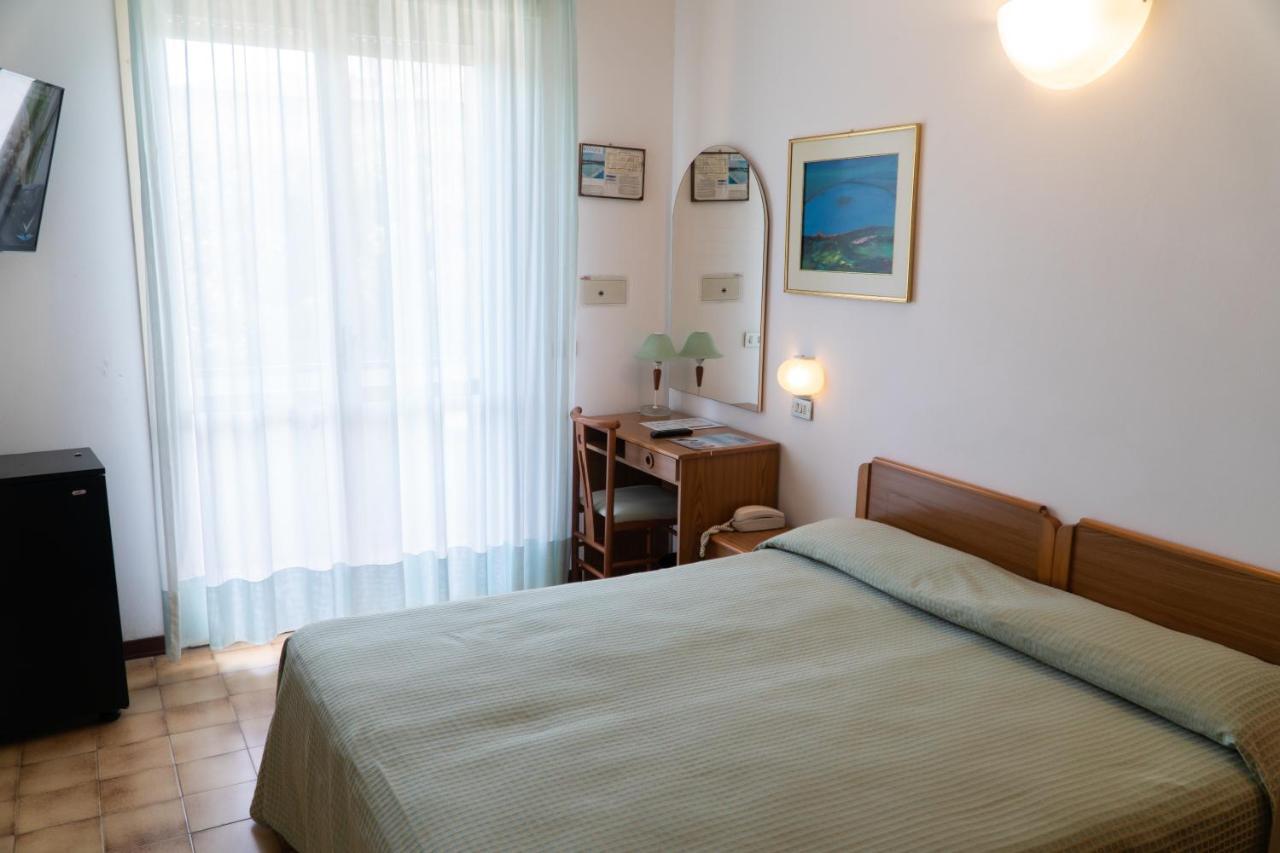Hotel Cinzia Cervia Esterno foto