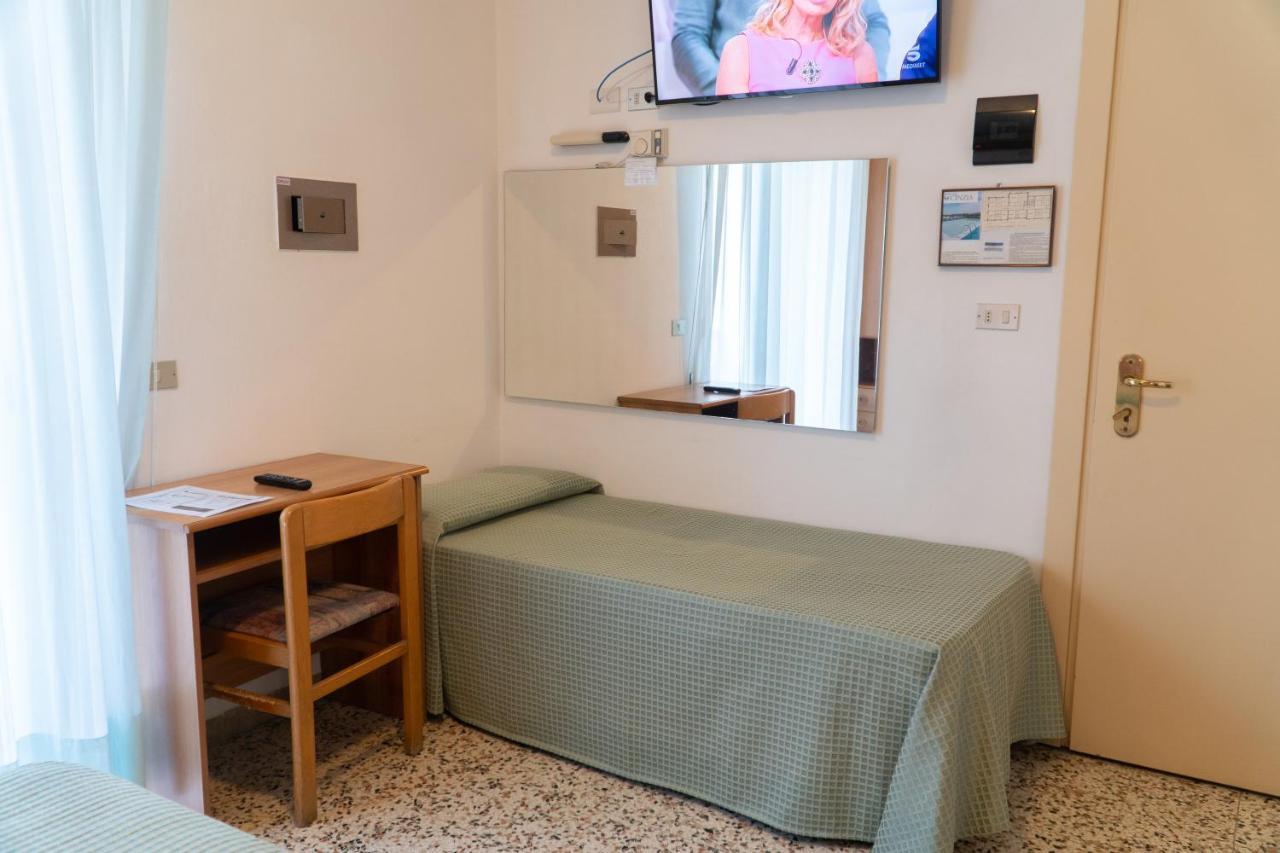 Hotel Cinzia Cervia Esterno foto