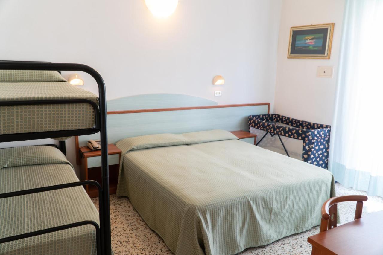 Hotel Cinzia Cervia Esterno foto